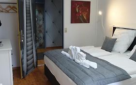 Stern Hotel